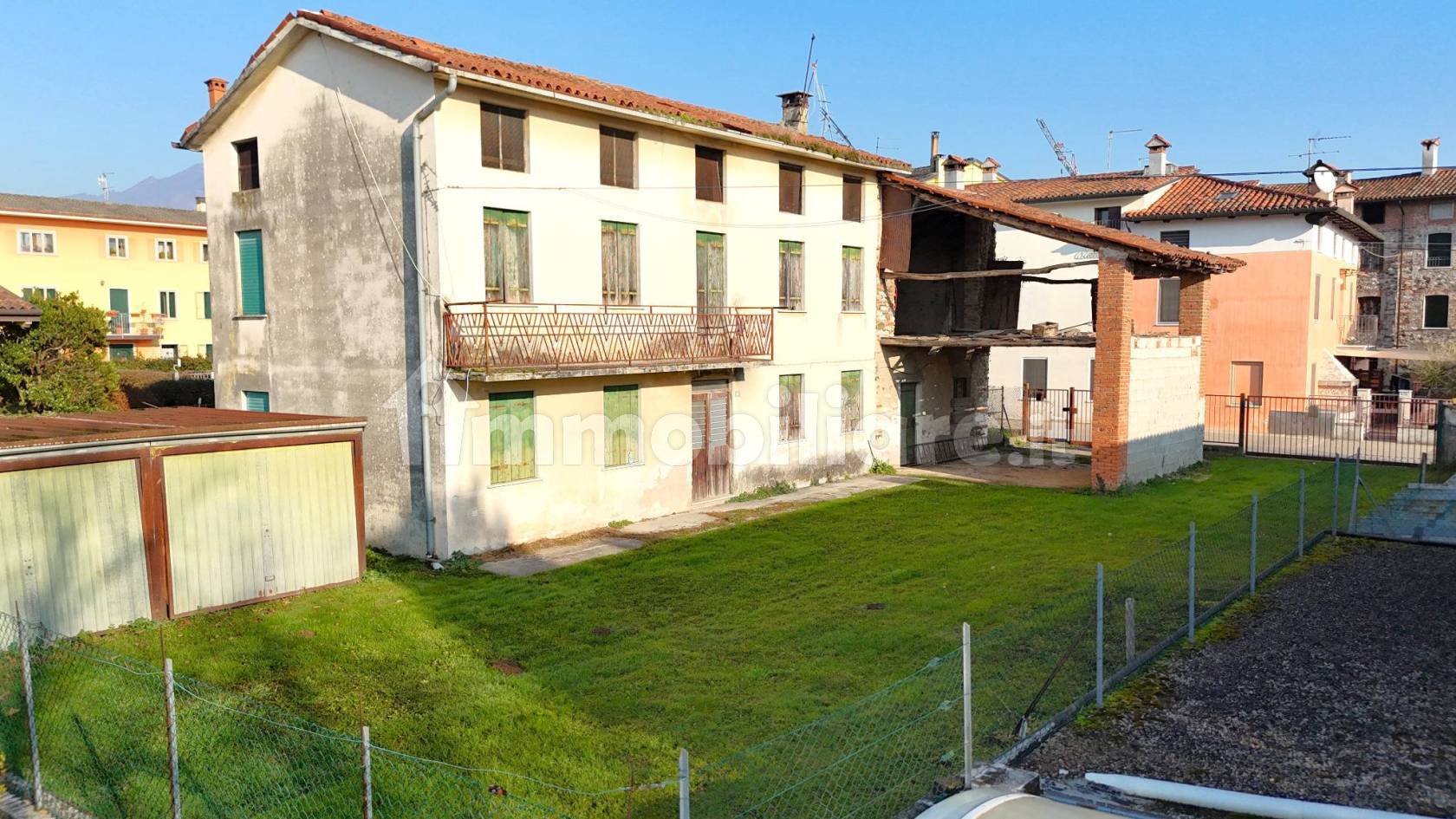 Villa in vendita a Schio