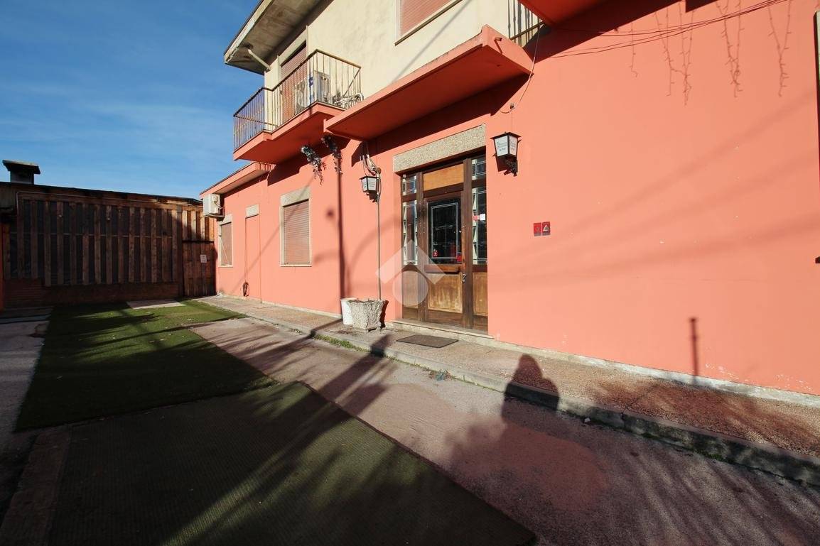 Casa indipendente in vendita a Monticello Conte Otto