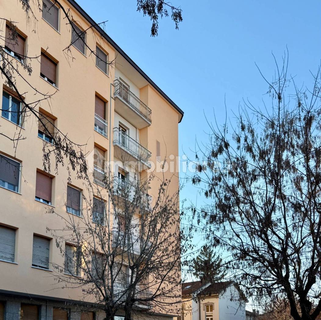 Appartamento in vendita a Voghera