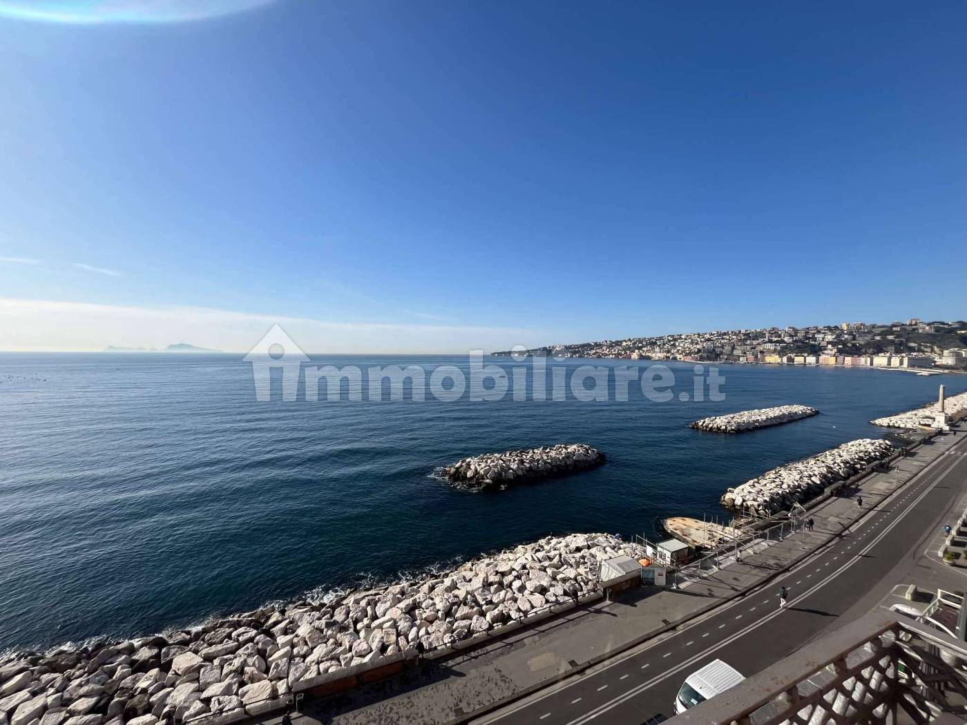 Appartamento in affitto a Napoli