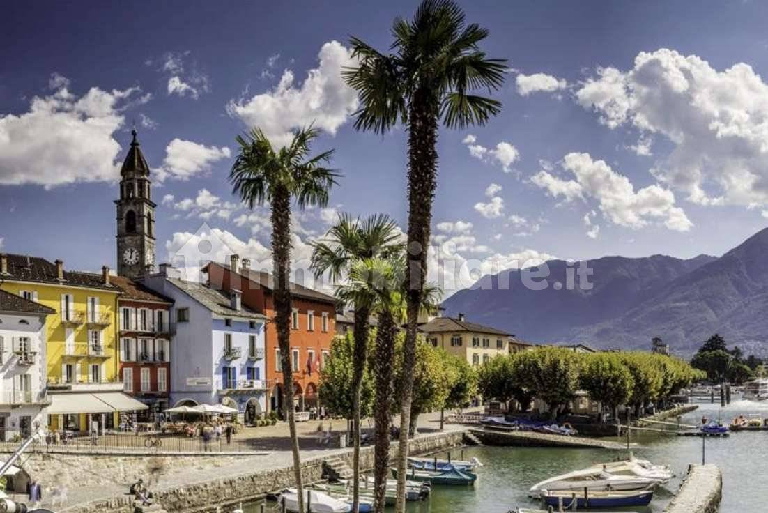 Palazzo - Edificio in vendita a Stresa
