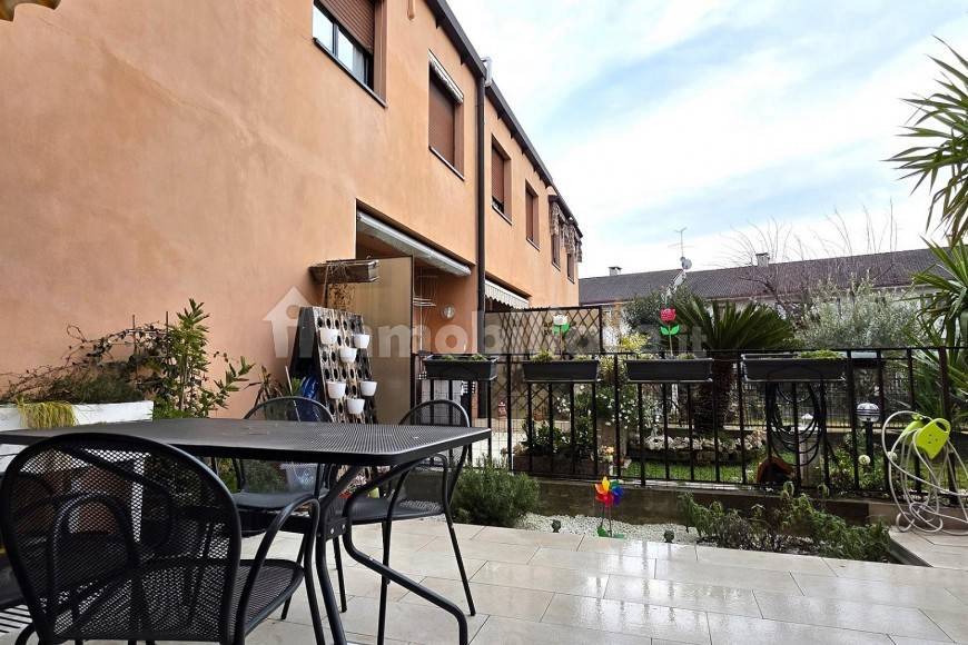 Villetta a schiera in vendita a San Martino Buon Albergo