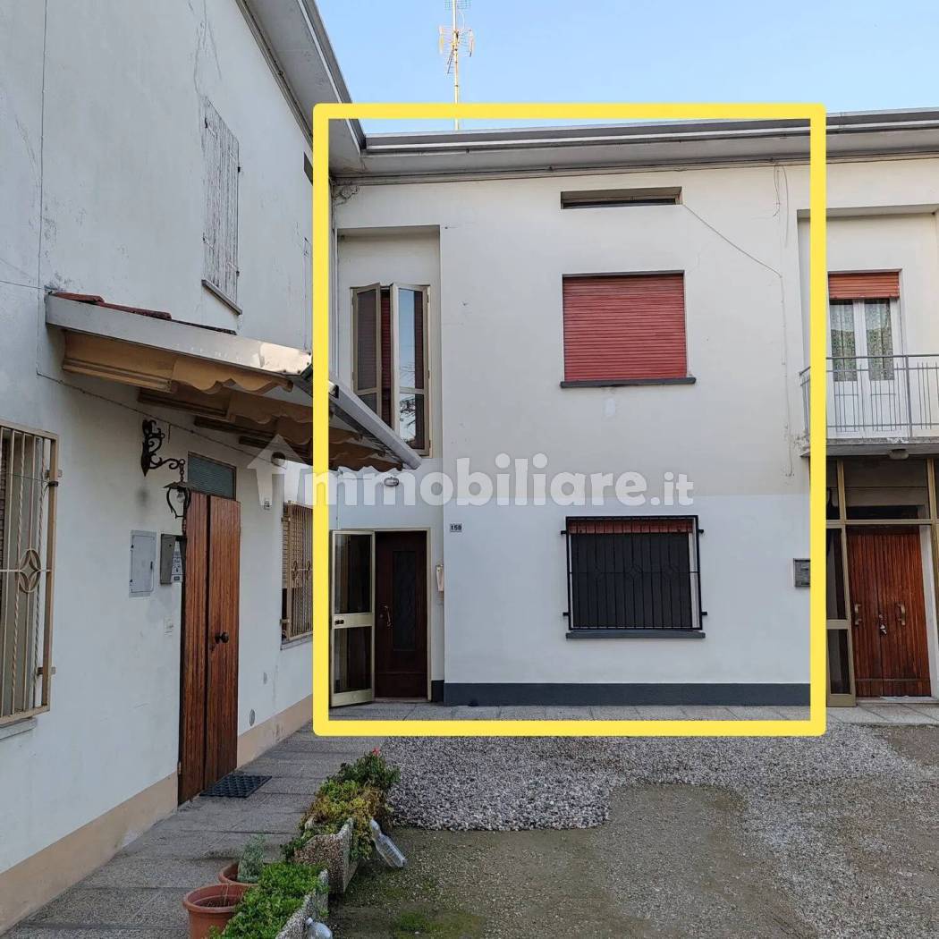 Appartamento in vendita a Cento