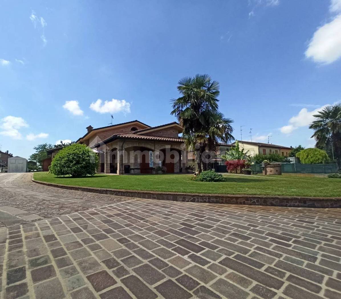 Villa in vendita a Finale Emilia