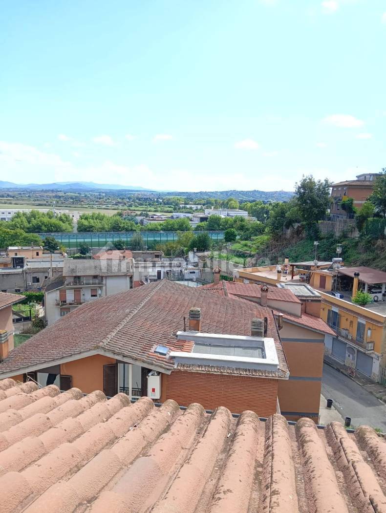 Attico - Mansarda in vendita a Castelnuovo di Porto