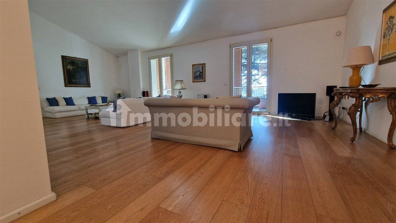 Appartamento in vendita a Parma