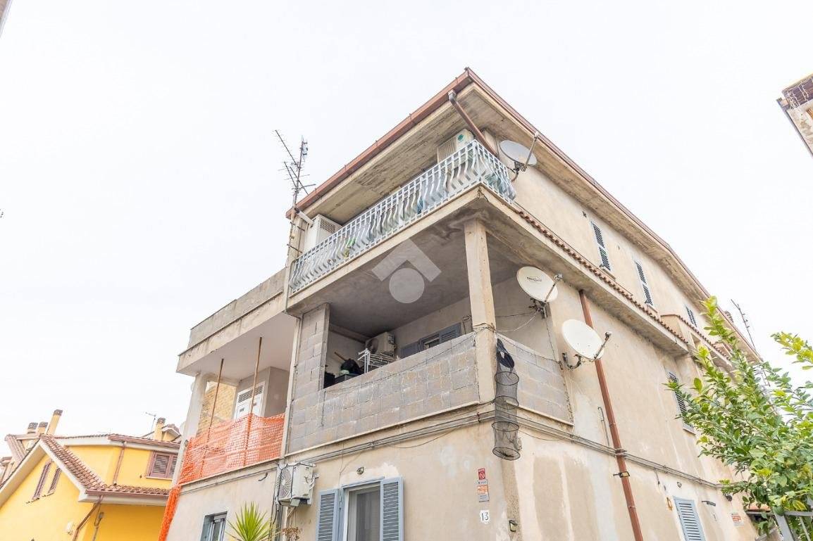 Appartamento in vendita a Guidonia Montecelio