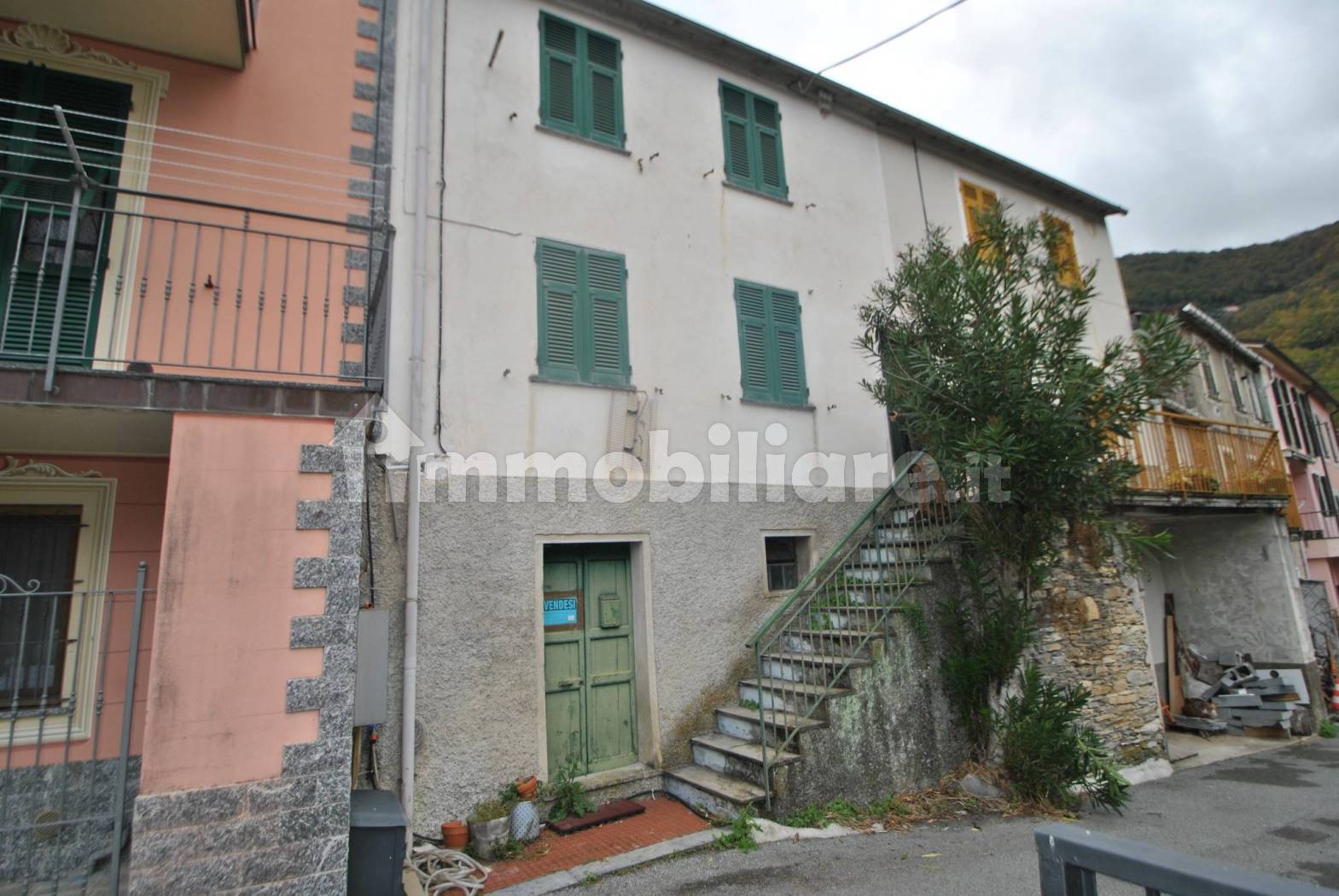 Casa indipendente in vendita a Avegno