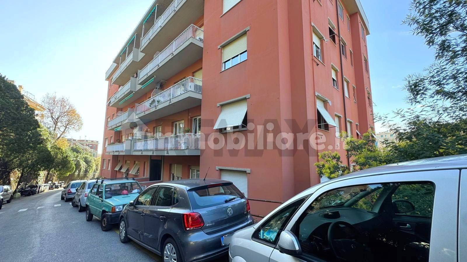 Appartamento in vendita a Genova