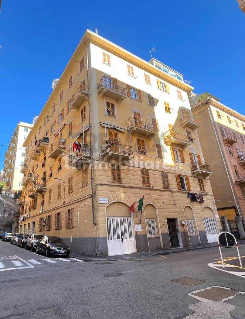 Appartamento in vendita a Genova