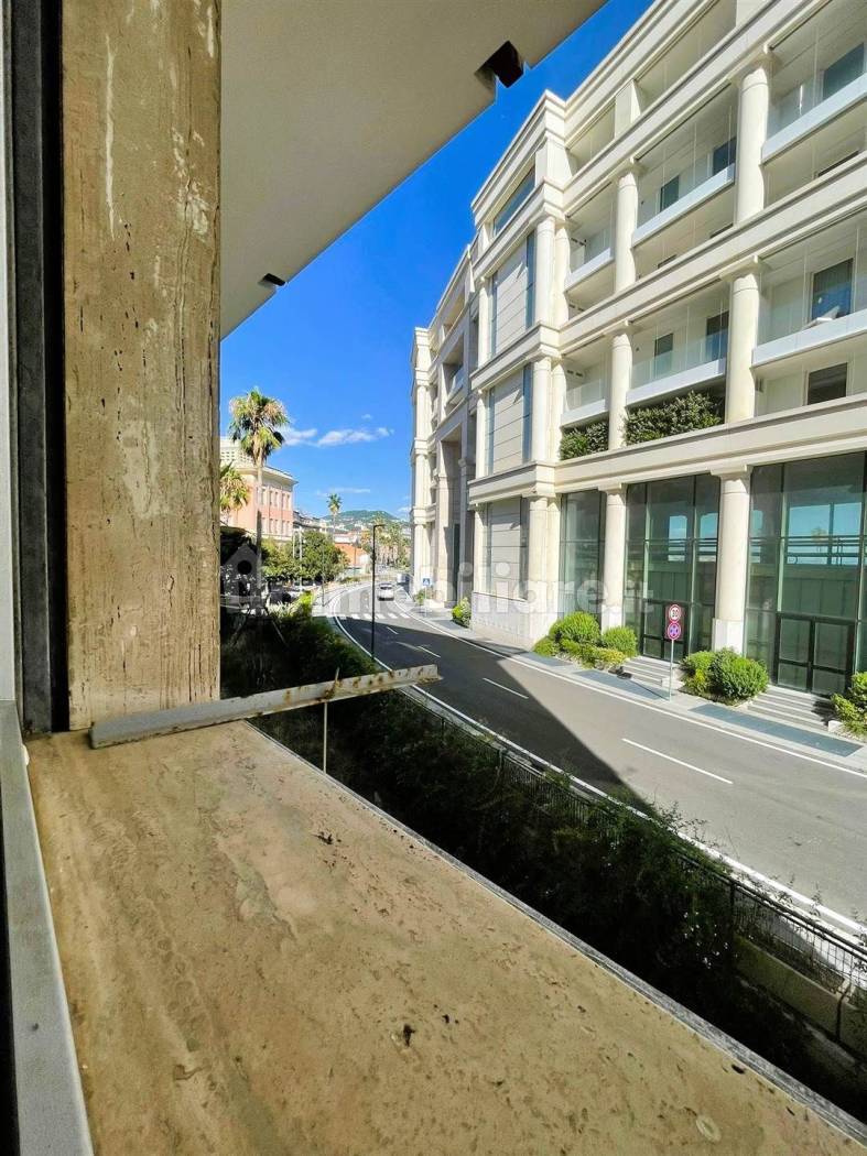 Appartamento in vendita a Salerno