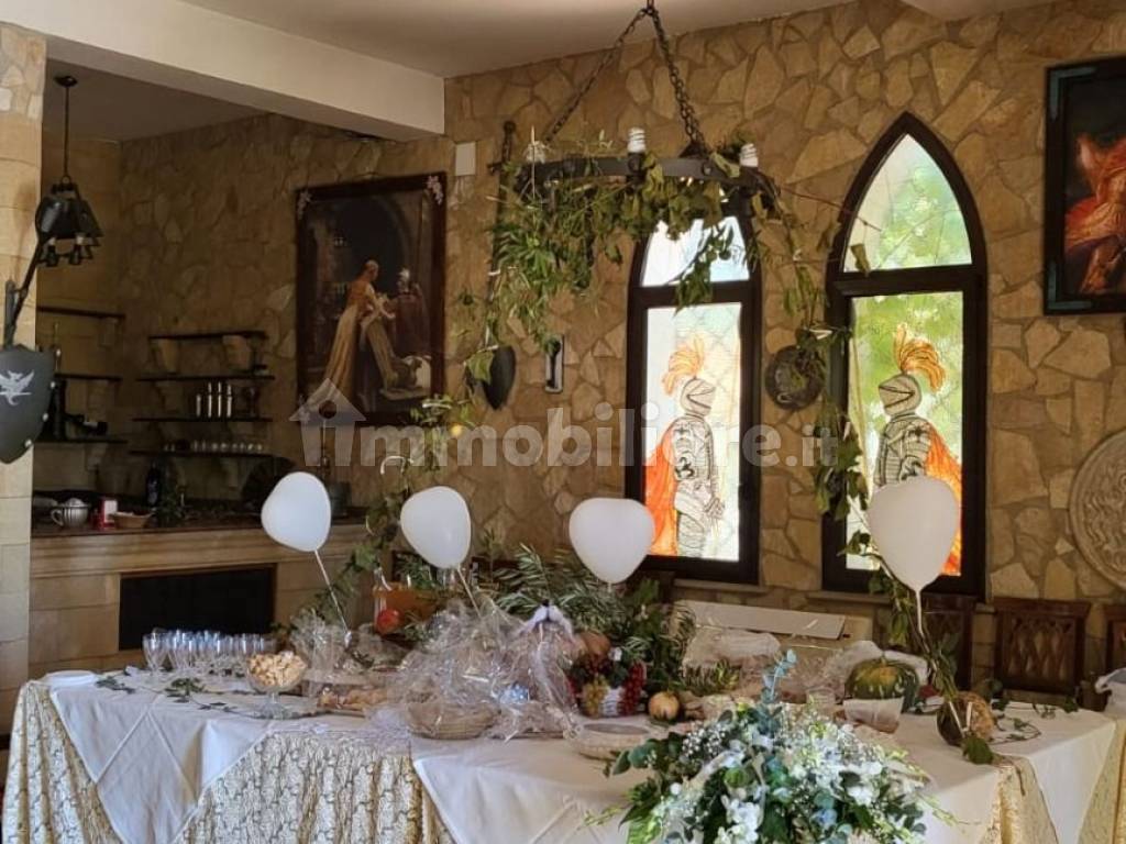 Salone