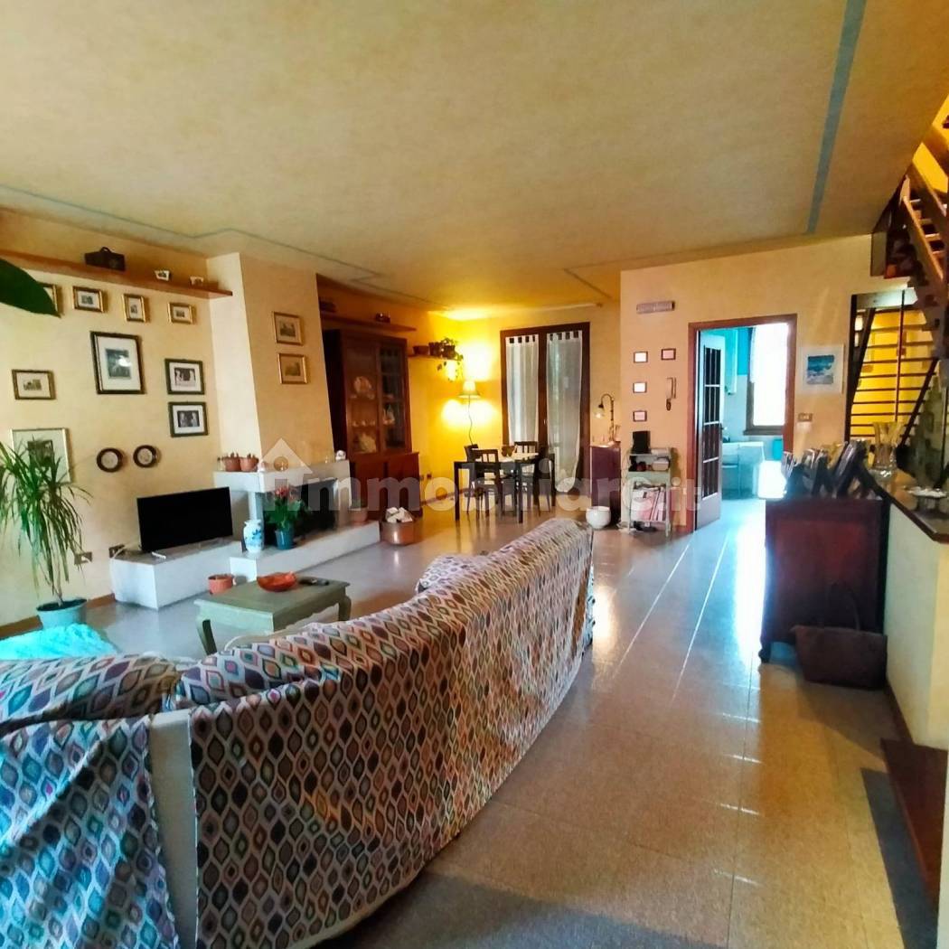 Villetta a schiera in vendita a Sorbolo Mezzani