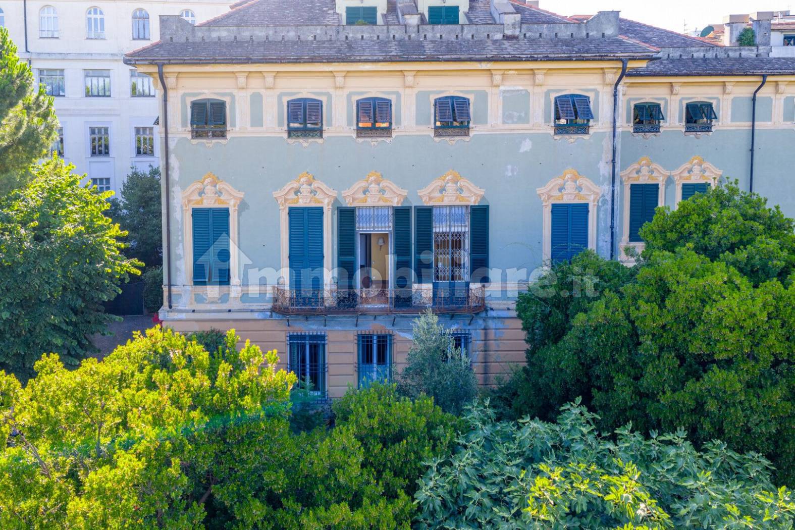 Appartamento in vendita a Genova