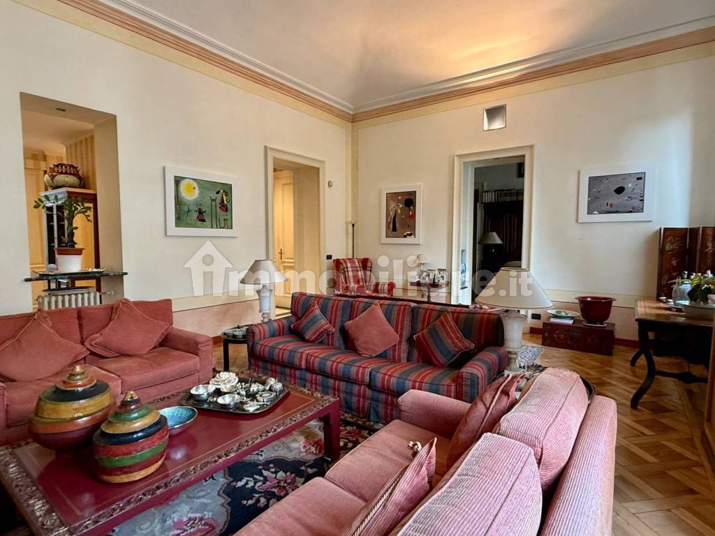 Salone