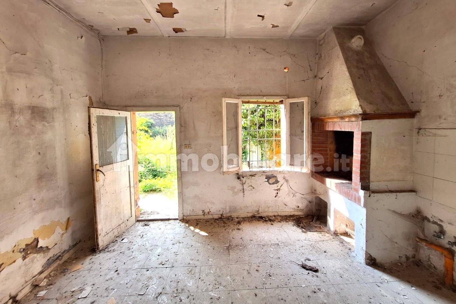 Rustico - Casale in vendita a Ravenna