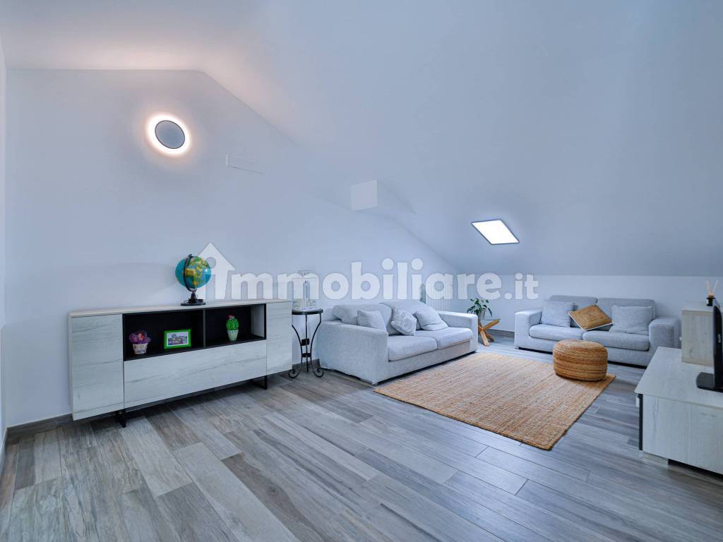 Salone