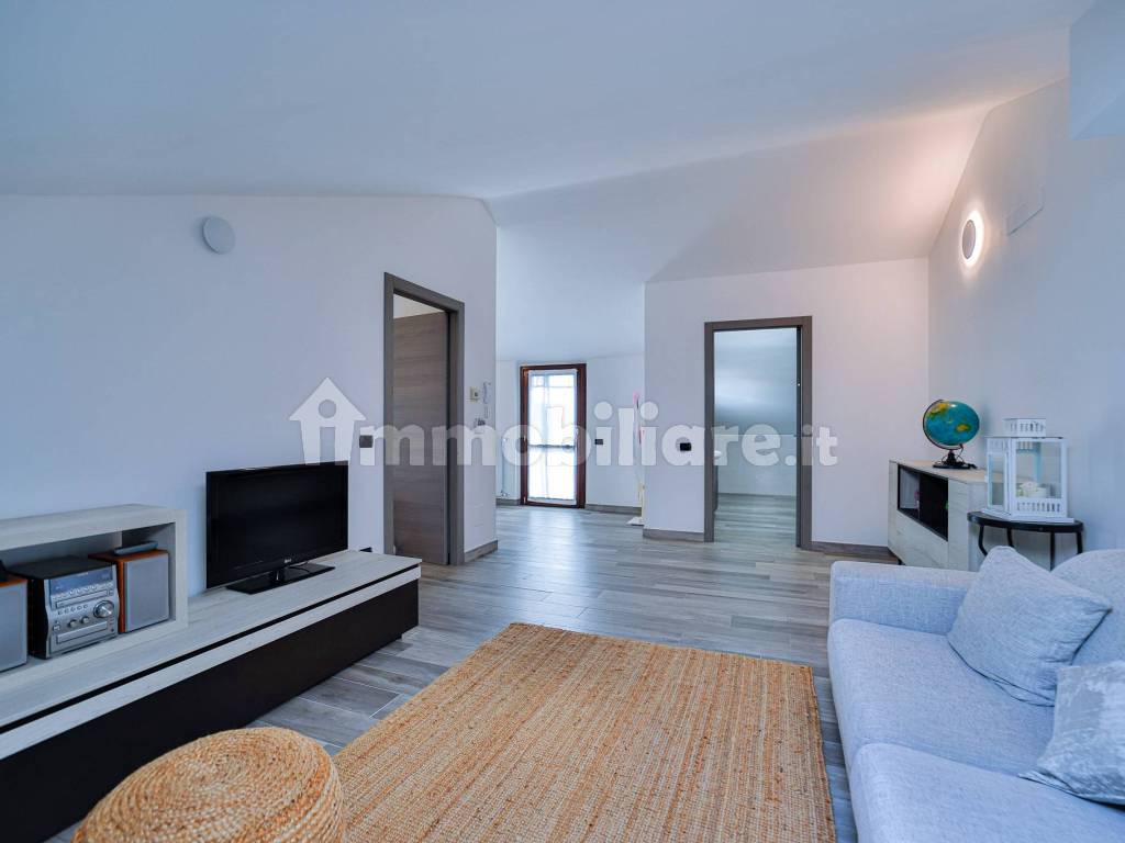 Salone