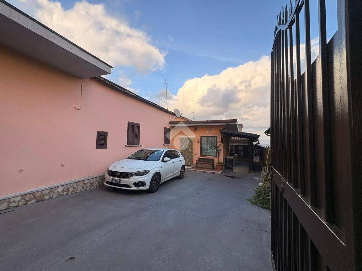 Casa indipendente in vendita a Lariano