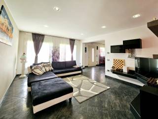 Salone