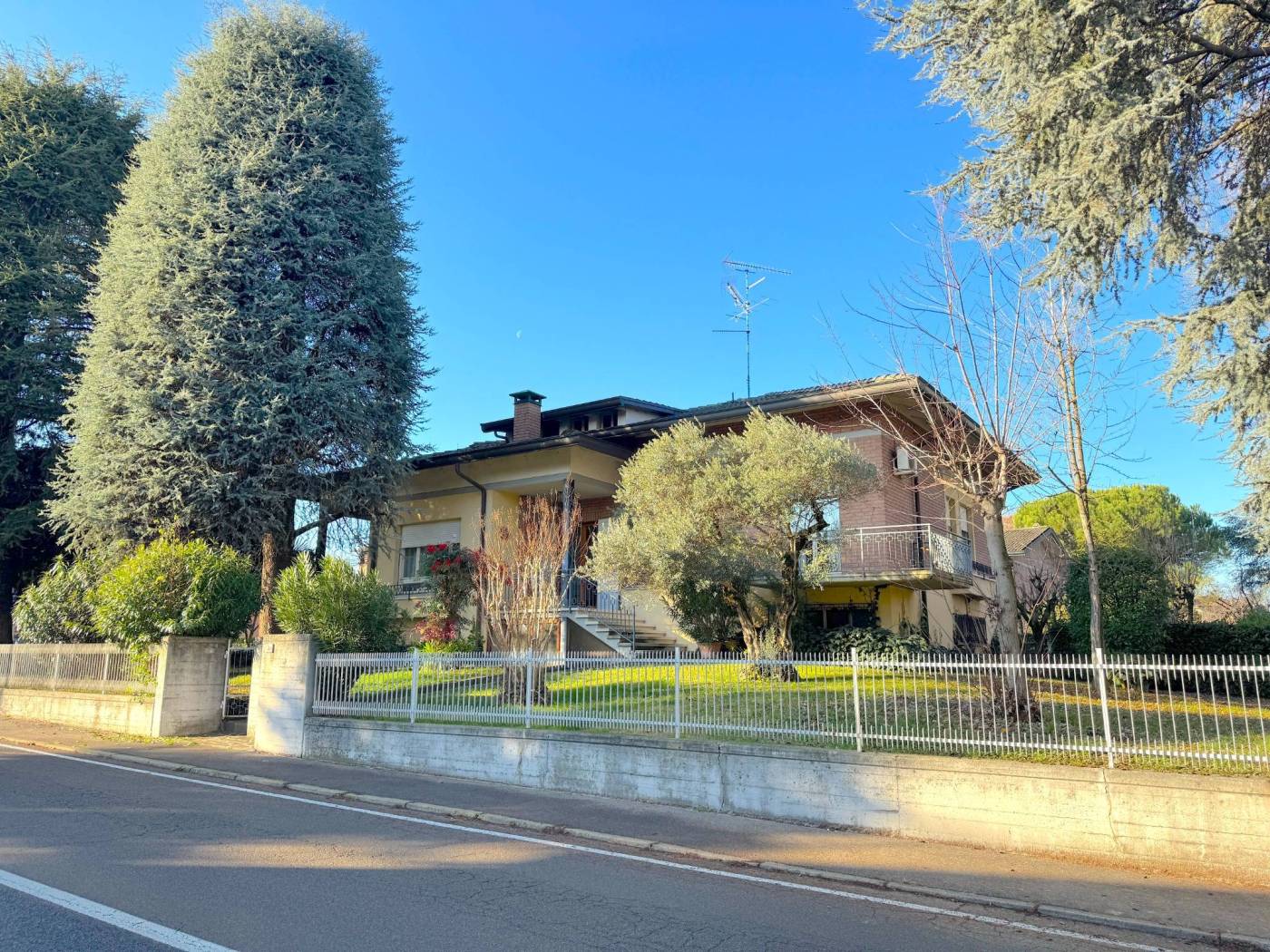 Villa in vendita a Bibbiano