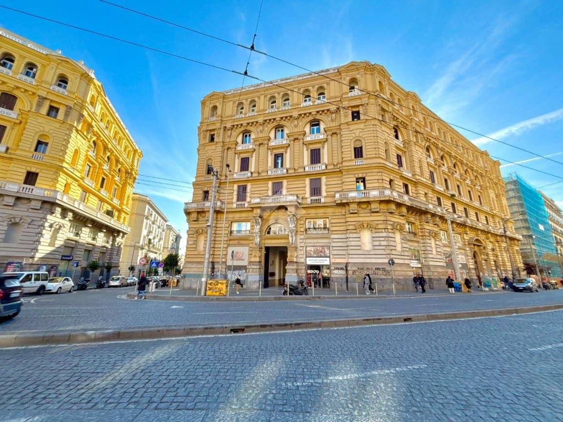 Appartamento in vendita a Napoli