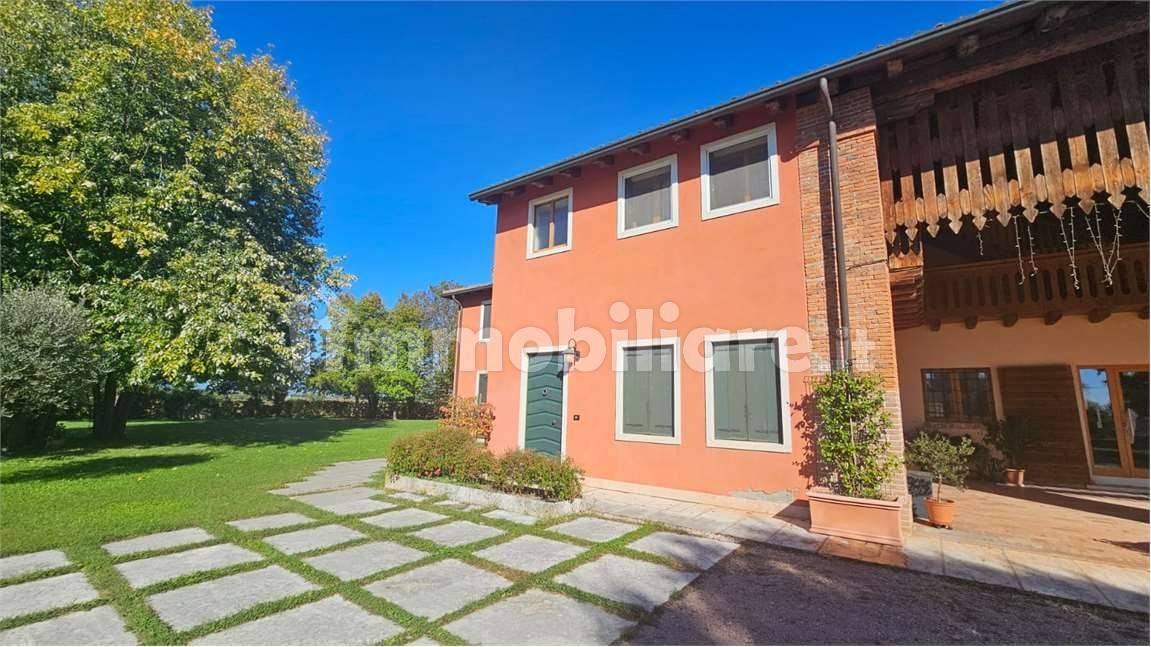 Appartamento in affitto a Torri di Quartesolo