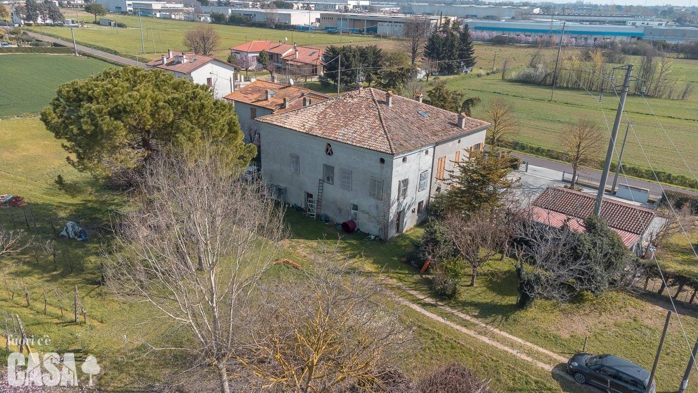 Villa in vendita a Cesena