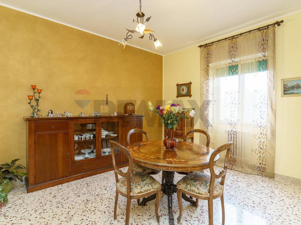 Salone