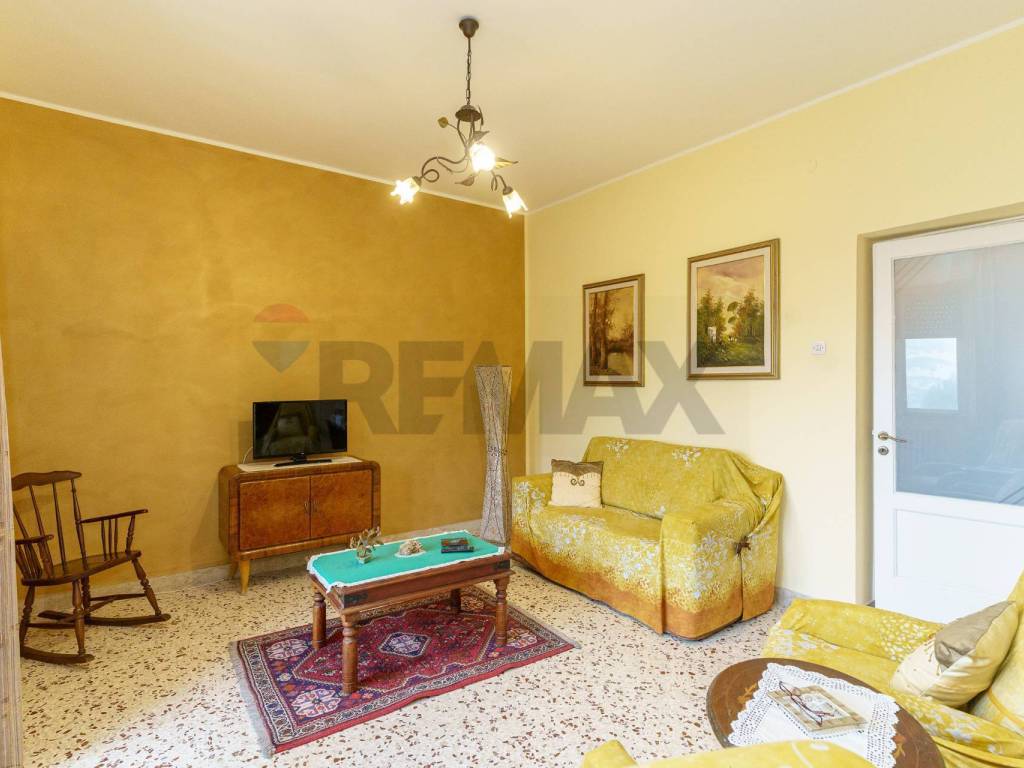 Salone