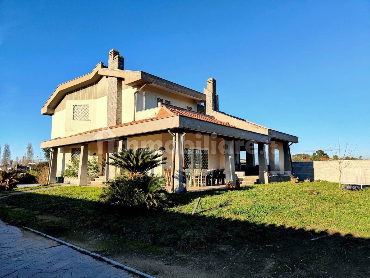 Villa in vendita a Nettuno