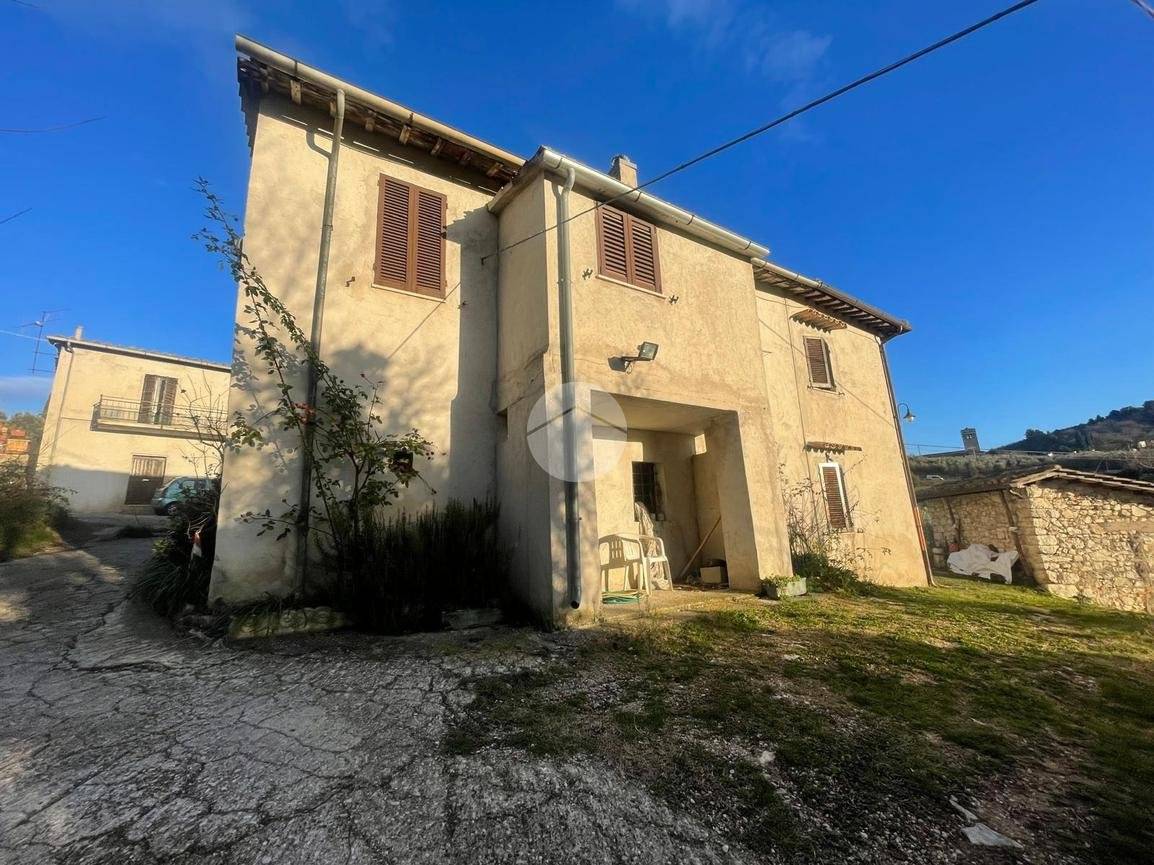 Casa indipendente in vendita a Terni