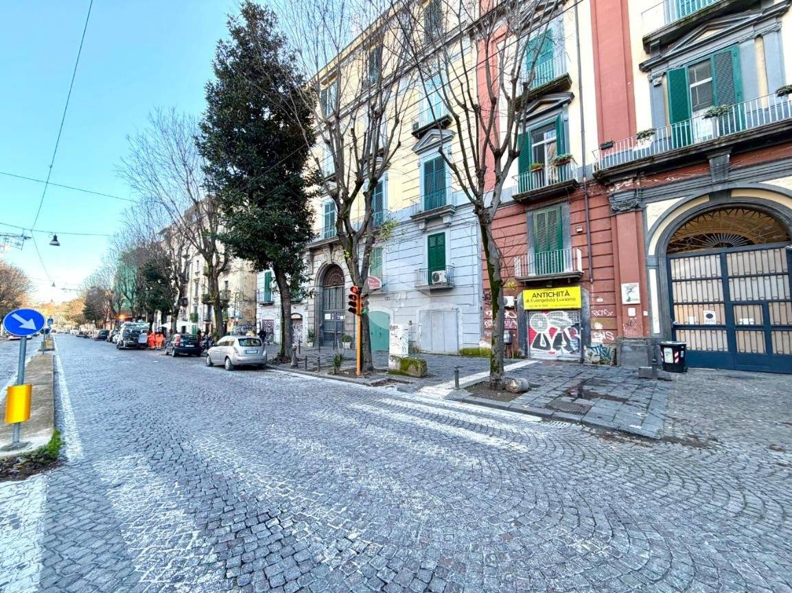 Appartamento in vendita a Napoli