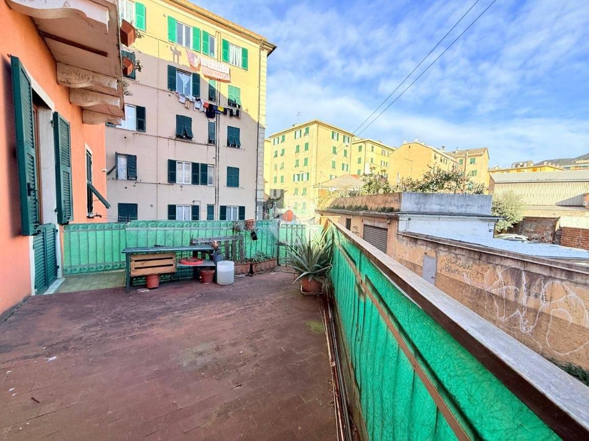 Appartamento in vendita a Genova
