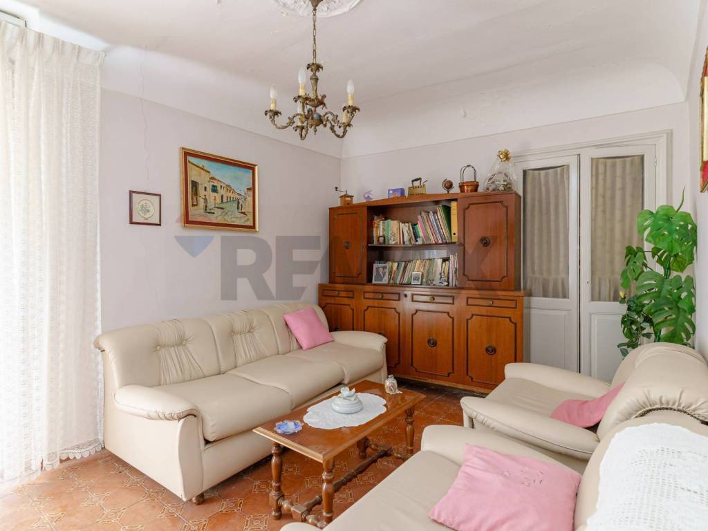 Salone