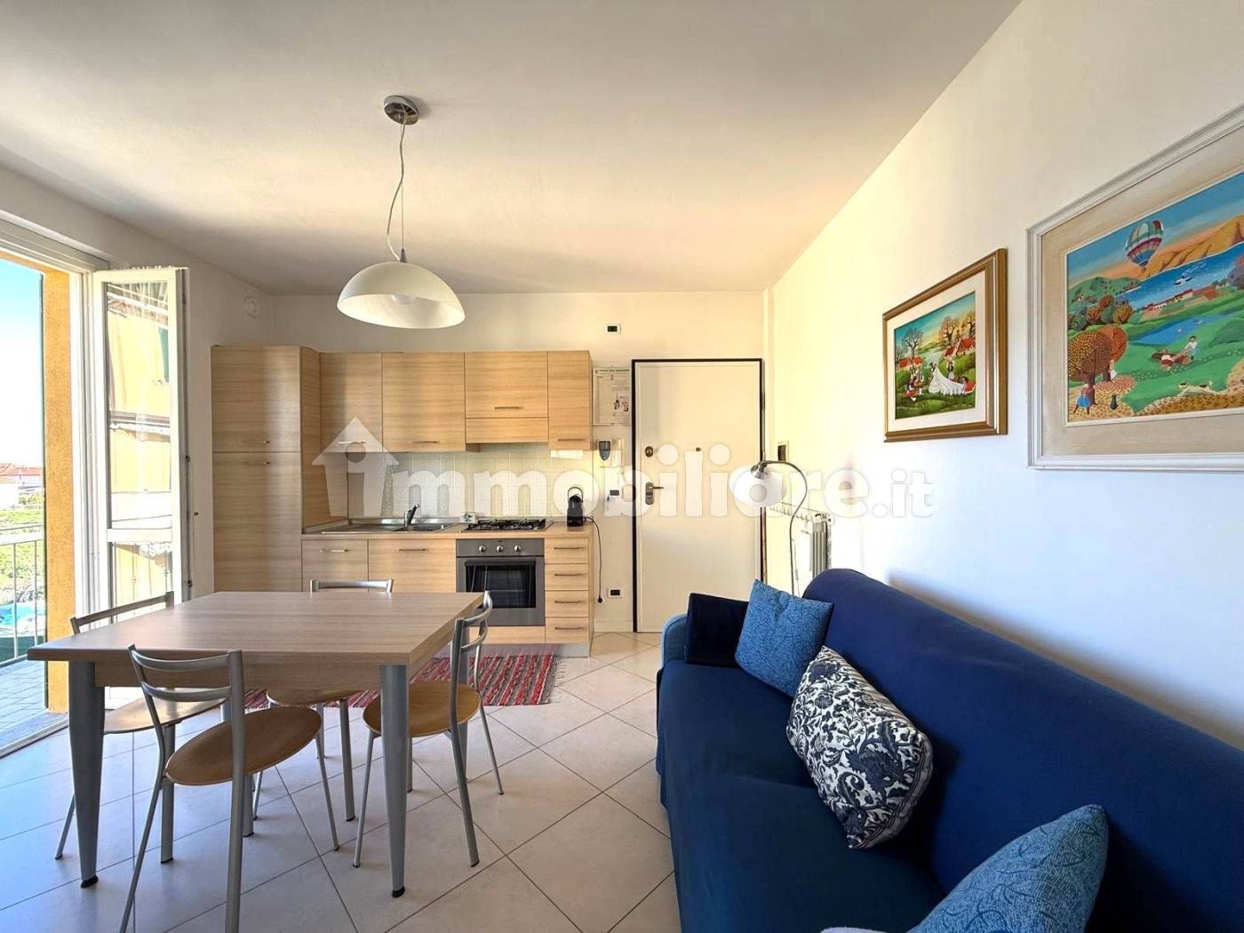 Appartamento in vendita a Diano Castello