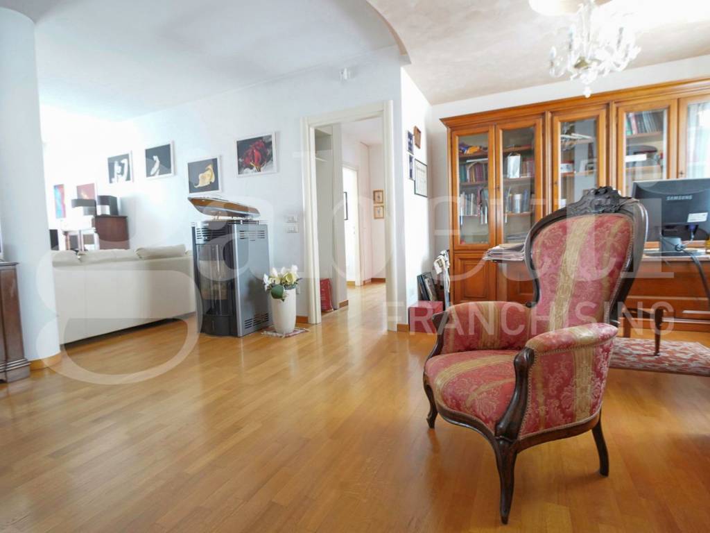 Salone