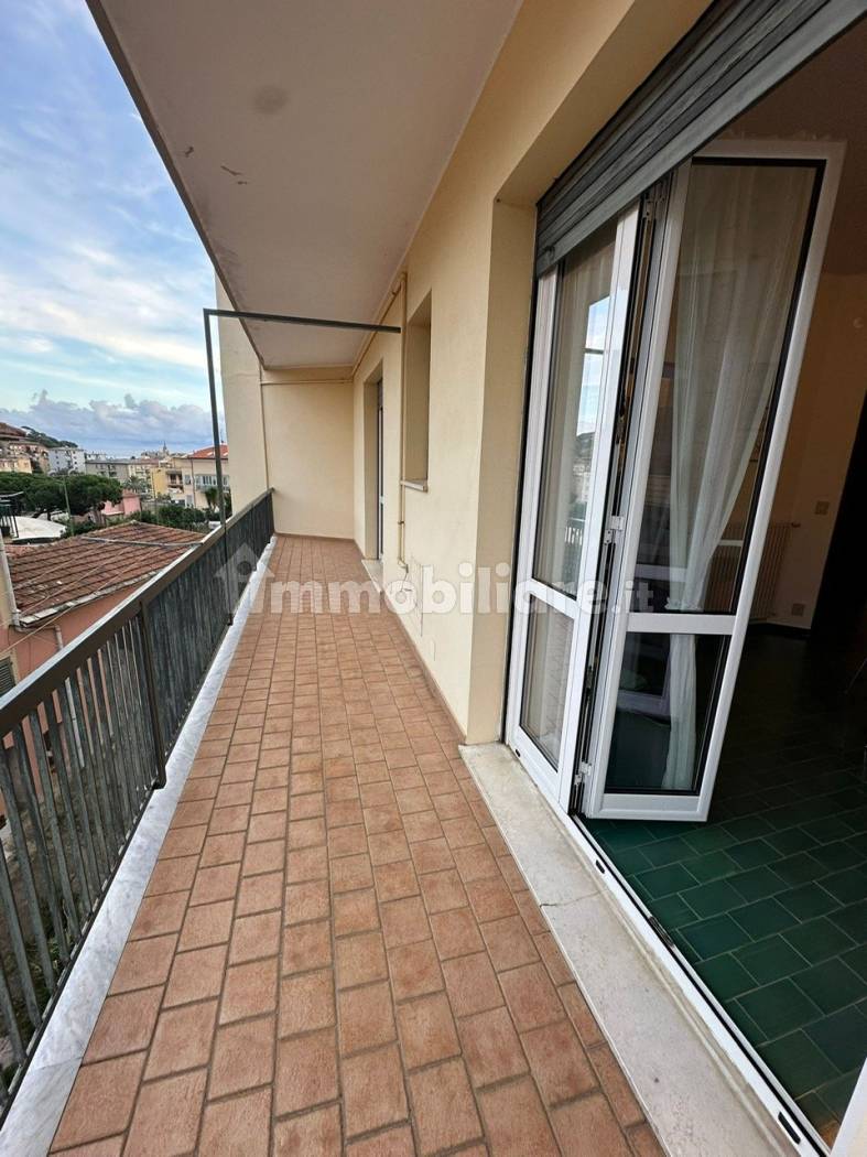 Appartamento in vendita a Finale Ligure