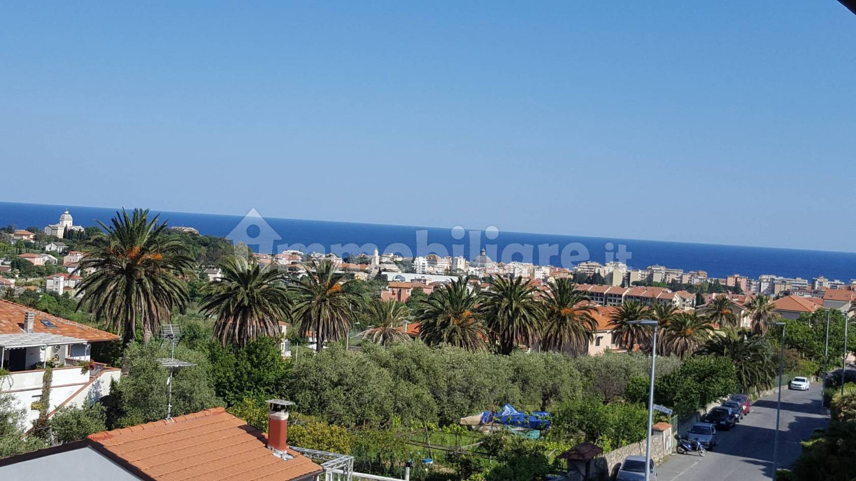 Appartamento in vendita a Loano