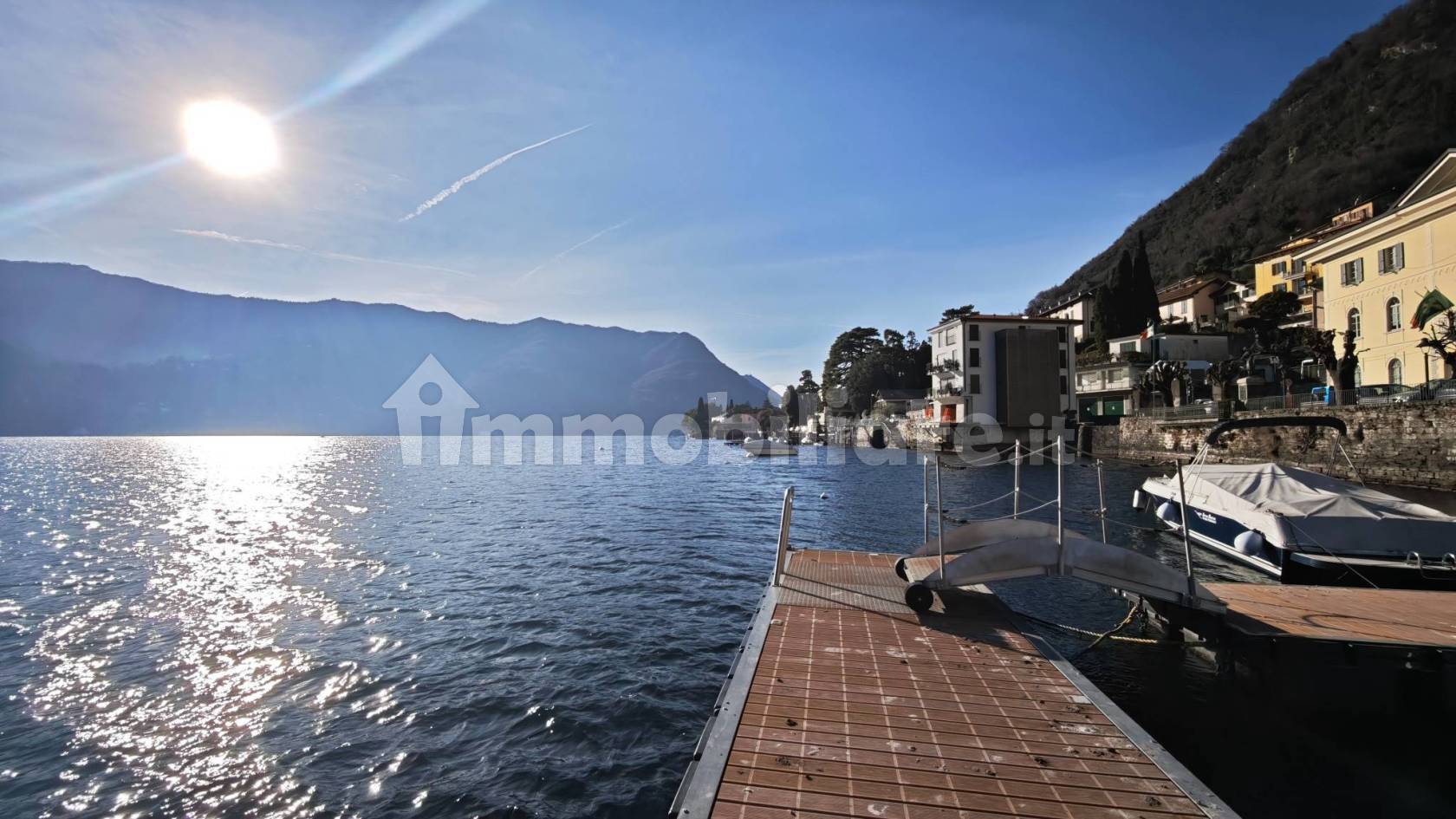 Appartamento in affitto a Laglio