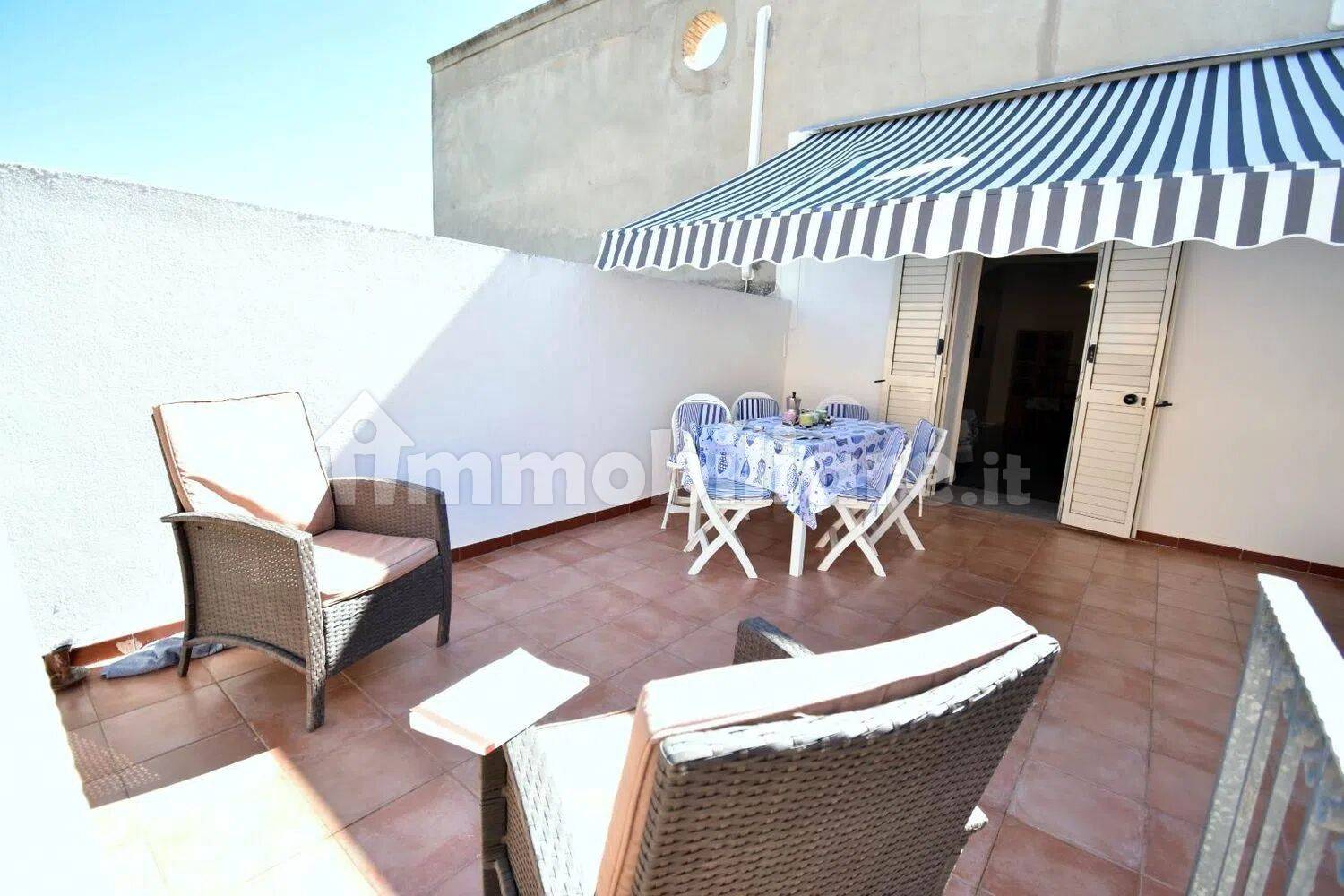 Appartamento in affitto a Pula