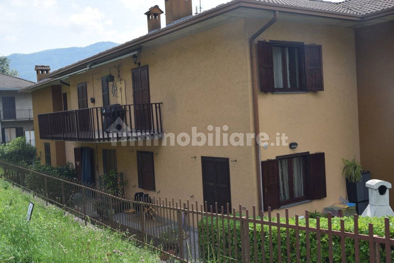 Appartamento in vendita a Sant'Omobono Terme