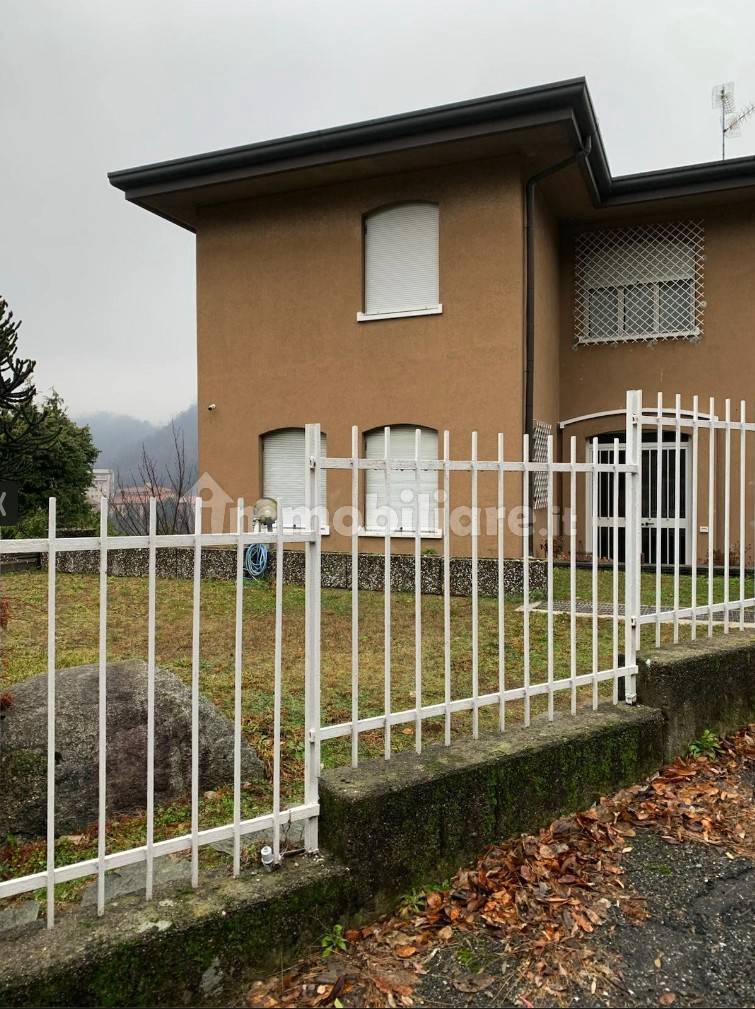 Villa in vendita a Como