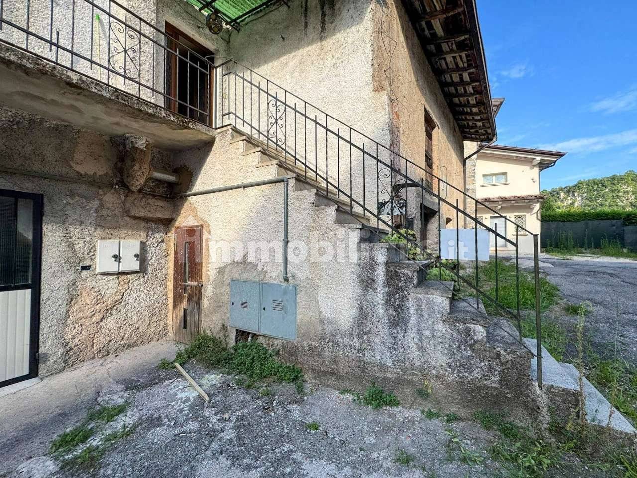 Appartamento in vendita a Sabbio Chiese