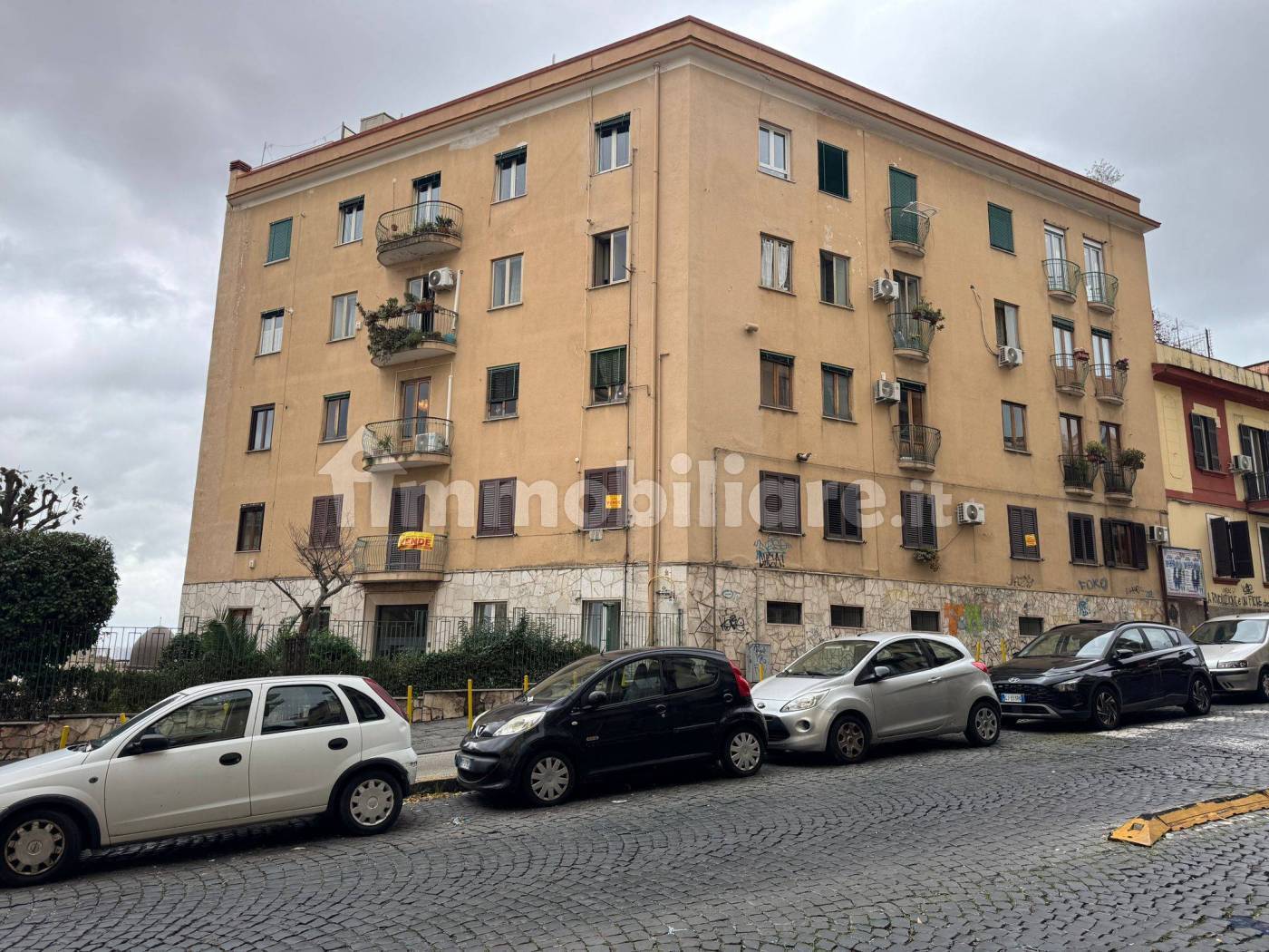 Appartamento in vendita a Napoli