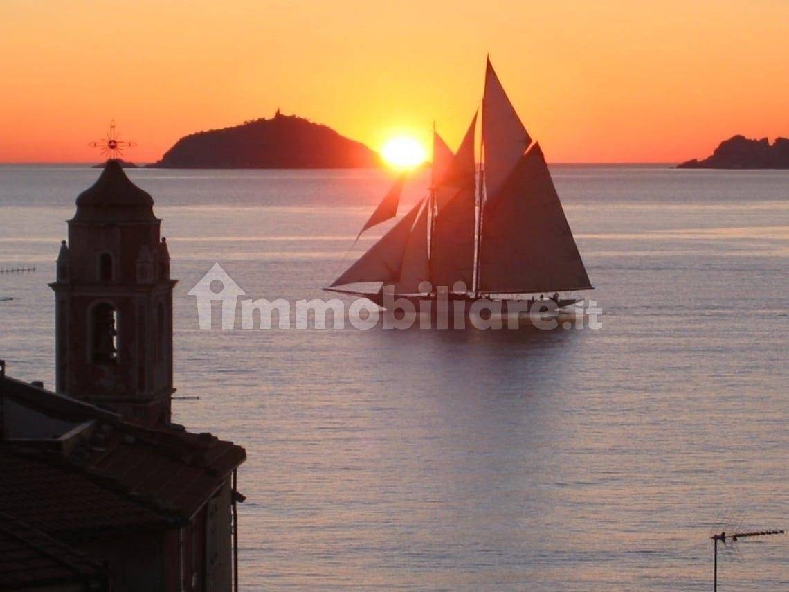 Appartamento in vendita a Lerici