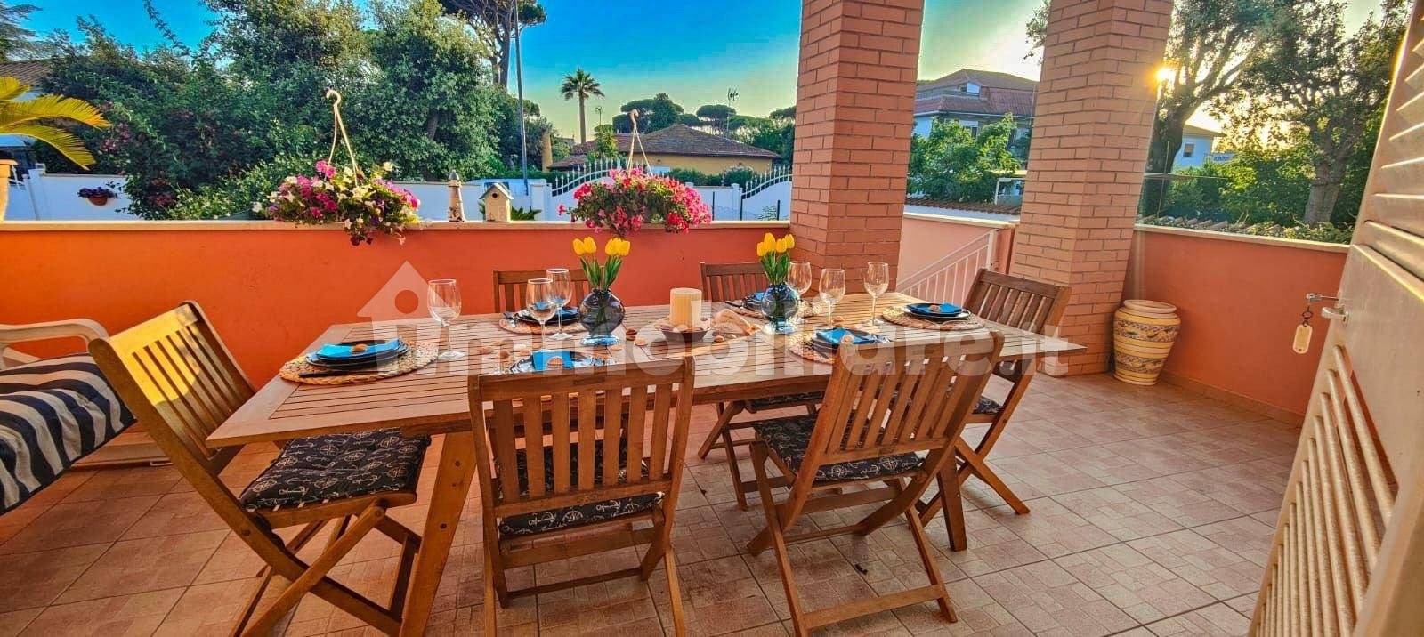 Villa in affitto a Fiumicino