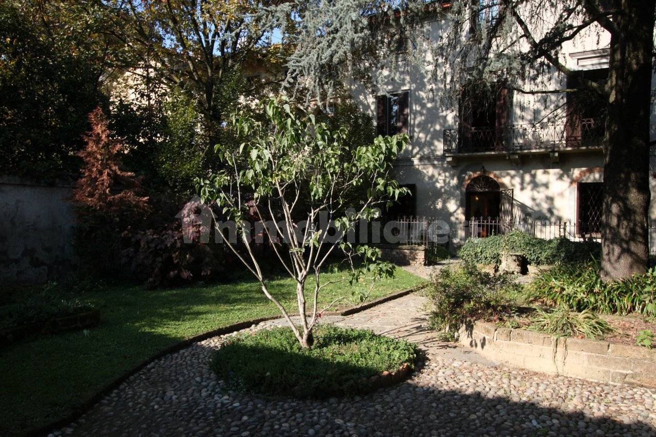 Villa in vendita a Calvenzano