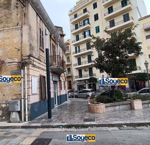 Palazzo - Edificio in vendita a Bagheria