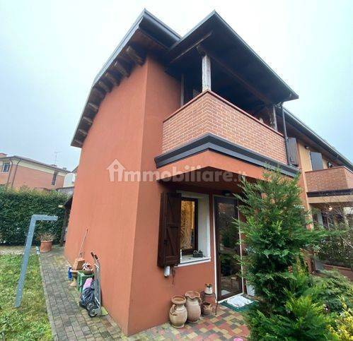 Villetta a schiera in vendita a Ferrara